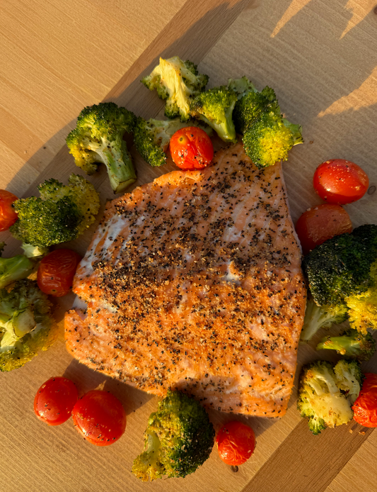 Hangar Bay Spice Co. | Quick & Easy Baked Salmon Recipe with Wingman All- Purpose Seasoning